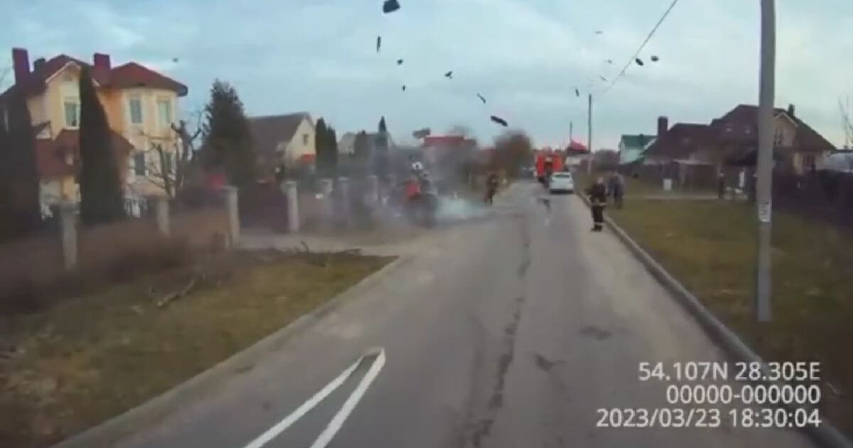 В Жодино взорвался электромобиль, пострадал как минимум один сотрудник МЧС