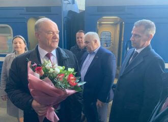 У Мінск прыехаў Зюганаў для ўдзелу ў т.зв. «антыфашысцкім форуме»