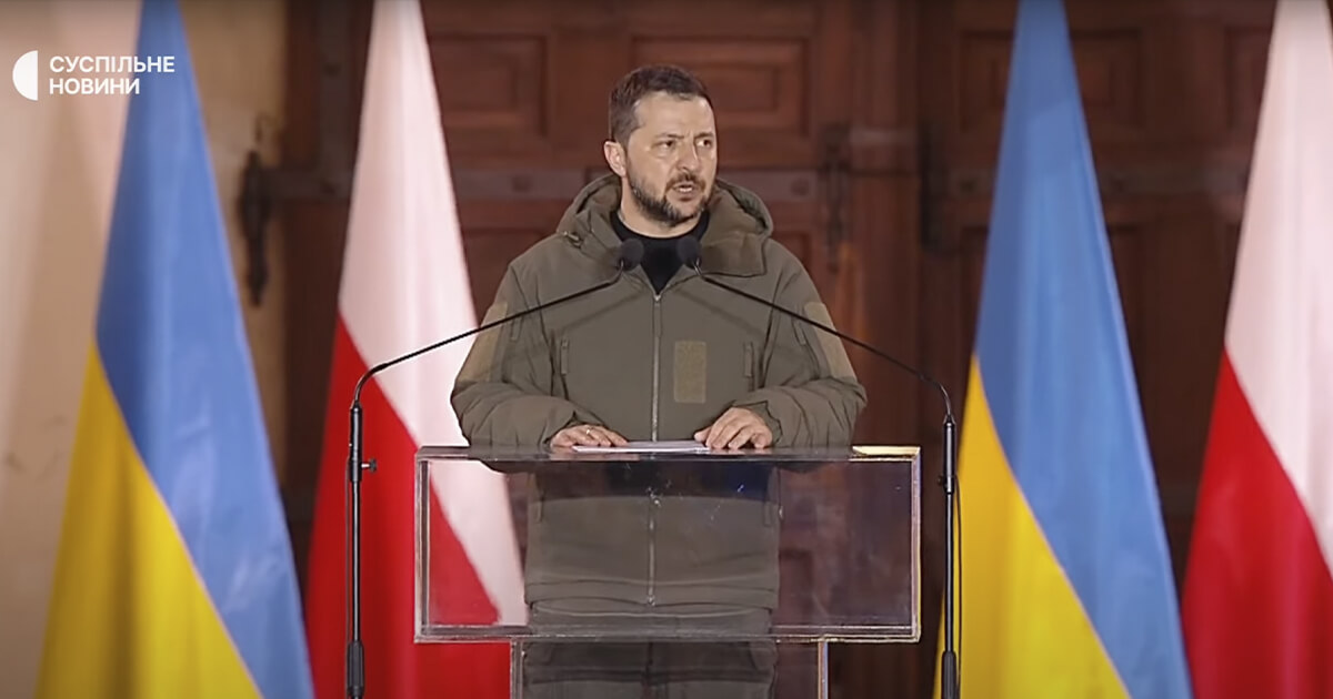 «Все сильнее, когда мы свободны, и это залог свободы Молдовы, Грузии и Беларуси». Зеленский упомянул Беларусь во время выступления в Варшаве