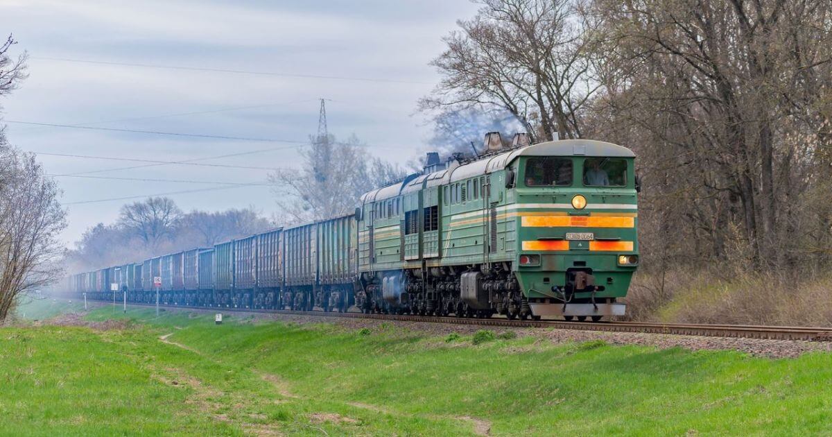 Стало известно, какой именно тепловоз БелЖД пострадал при взрыве на ЖД в Брянской области