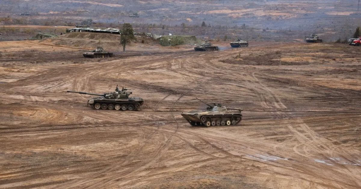 Российские военные останутся в Беларуси как минимум до конца 2023 года. Как присутствие на полигонах региональной группировки войск сказалось на закупке услуг по вывозу мусора? 