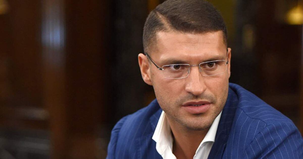 Office Life: Советник Кадырова вошёл в совет директоров БНБК