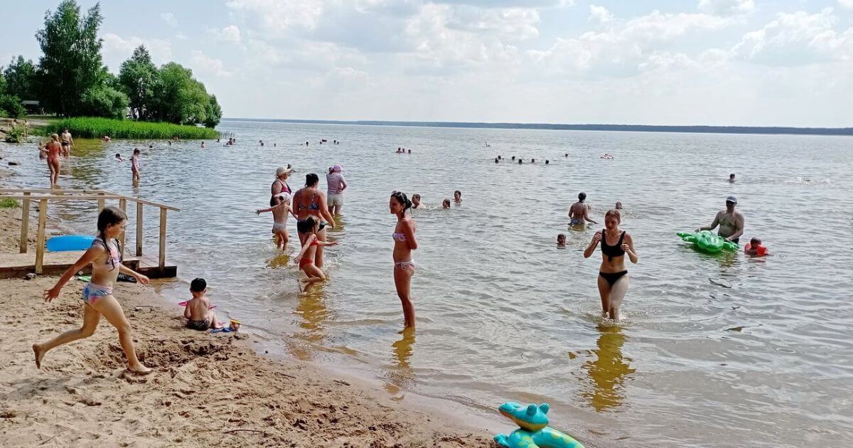 В Вилейском районе запретили купаться почти во всех озёрах и реках