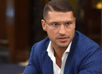 Office Life: Советник Кадырова вошёл в совет директоров БНБК