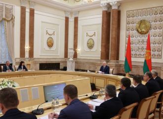 Сегодняшнее совещание Лукашенко планировалось ещё 11 мая, но тогда было перенесено