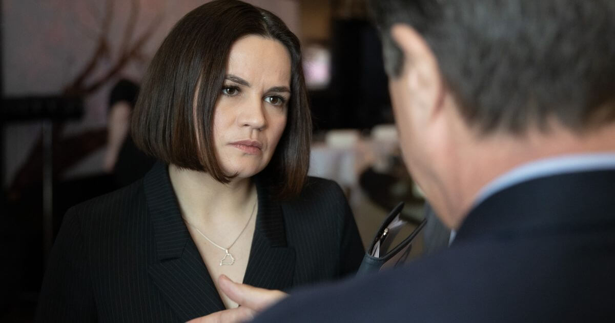 «Изгнать российских военных из нашей страны». Тихановская – армии, чиновникам и силовикам