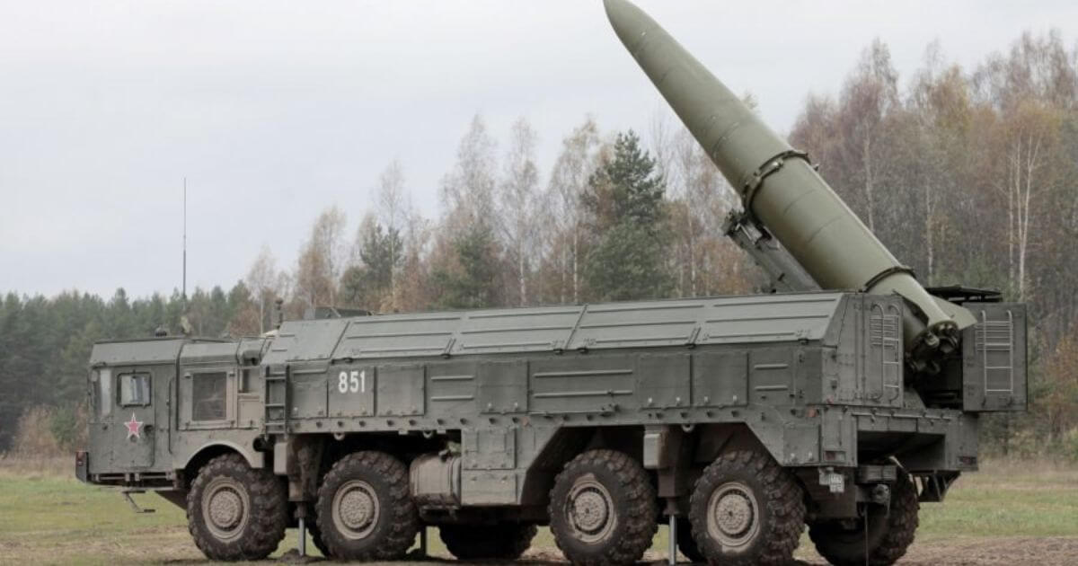 Россия хочет оставить войска в Беларуси навсегда?