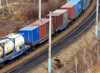 Больше 130 000 тонн за год: Режим Лукашенко снабжает РФ боеприпасами, которые везут и в Крым, и в приграничье с Грузией