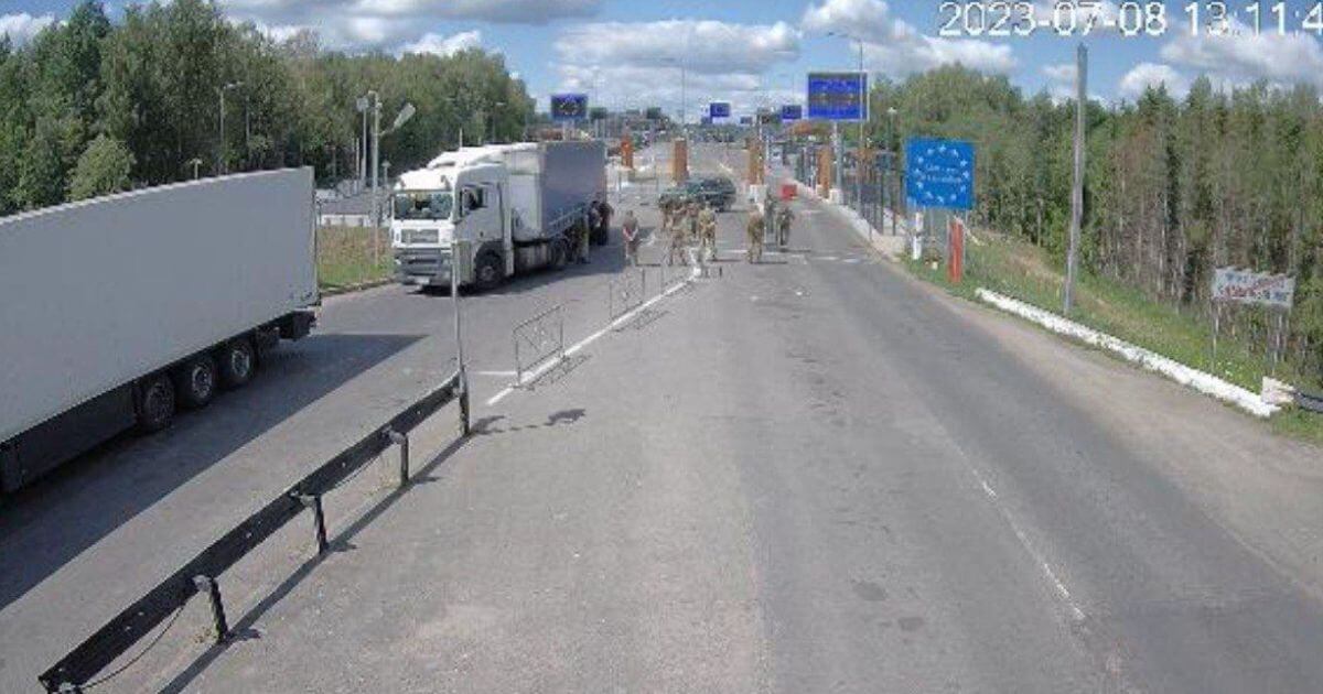 Остановлено движение в пункте пропуска «Мядининкай»/«Каменный Лог» на беларусско-литовской границе