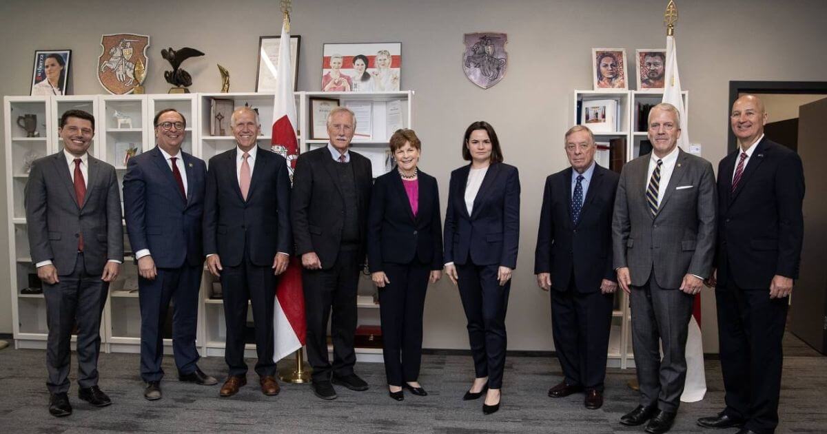 Светлана Тихановская приняла в своем Офисе делегацию сенаторов США, прибывших на Саммит НАТО