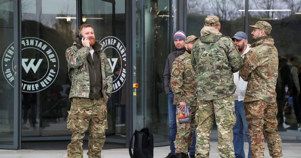 Появилось видео со вчерашней колонной ЧВК «Вагнер» в Беларуси