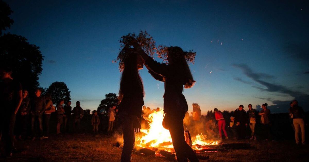 18-часовое Купалье в стиле рейв: в Варшаве прошёл VARUŠNIAK
