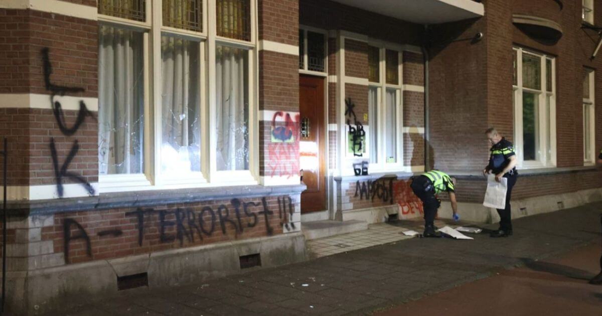 «Лука террорист»: В Гааге ночью напали на посольство режима в Беларуси