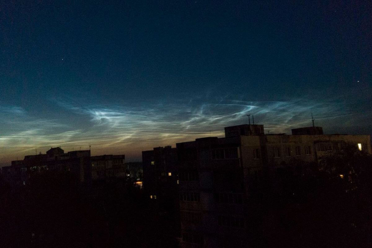 Ночью над Беларусью были серебристые облака