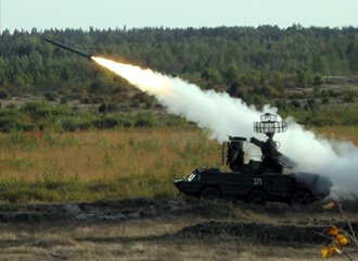 Drills with launches from the Osa-AKM SAM system are held at the training ground near Slonim