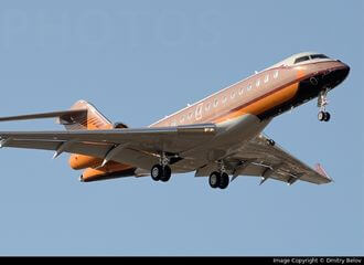 У Мінск ляціць борт мільярдэра Фаттаха Шадзіева