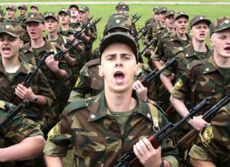 Сколько вакансий для службы по контракту предлагает МО РБ?