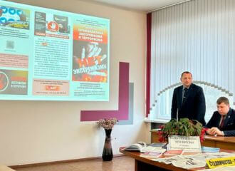 В школах и ВУЗах продолжаются запугивания и пошла политическая пропаганда перед выборами-2024