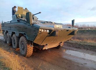 Проводятся испытания нового беларусского бронетранспортера