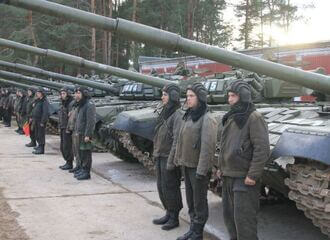 Началась проверка боевой готовности танкового батальона 6-й омбр