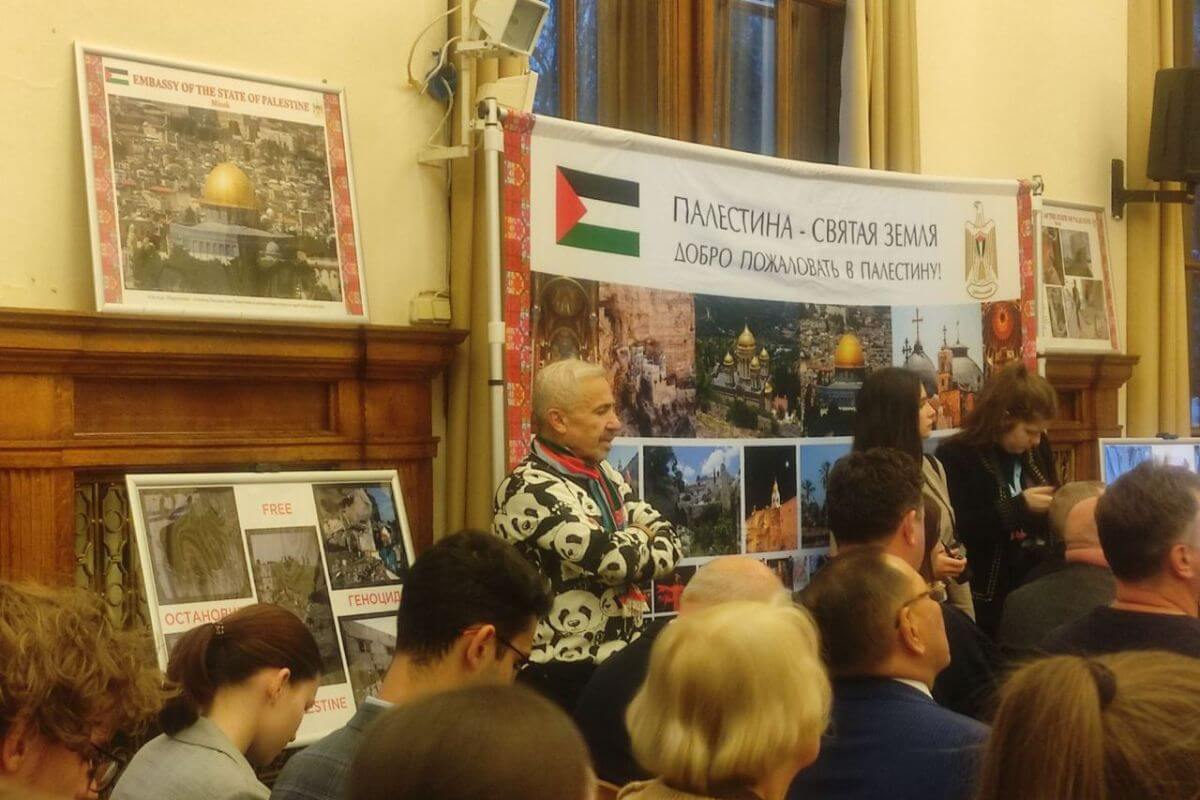Студентов повели поддерживать Палестину, а школьников одели в форму кремлёвского движения: в беларусских школах и вузах усиливают пророссийскую пропаганду
