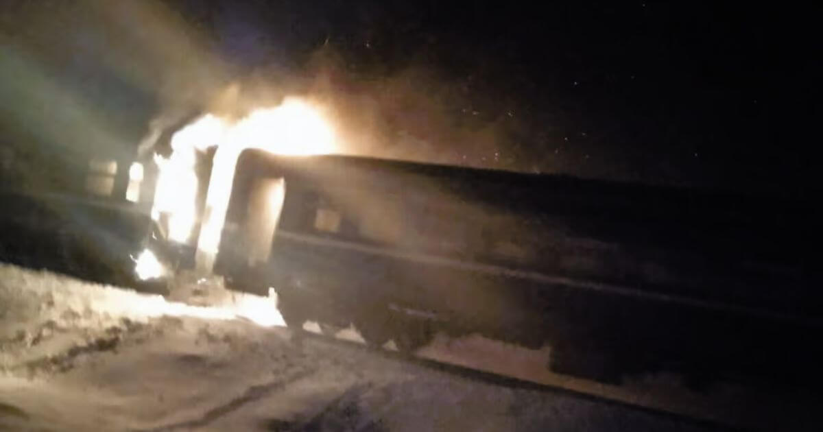 Электрычка «Мінск-Пухавічы» загарэлася падчас руху