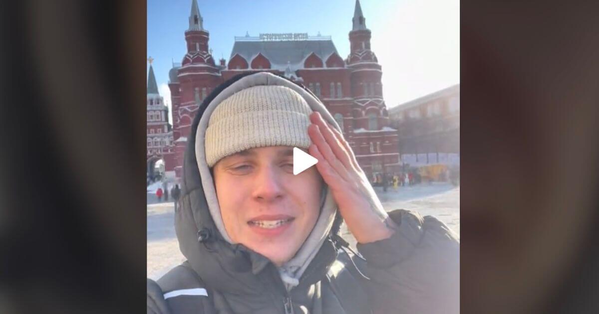 Беларускі ціктокер рэзка вырашыў пераехаць з Варшавы ў Маскву на падставе «велізарных магчымасцяў». Але ягоны бацька падазраецца ў працы на сілавікоў