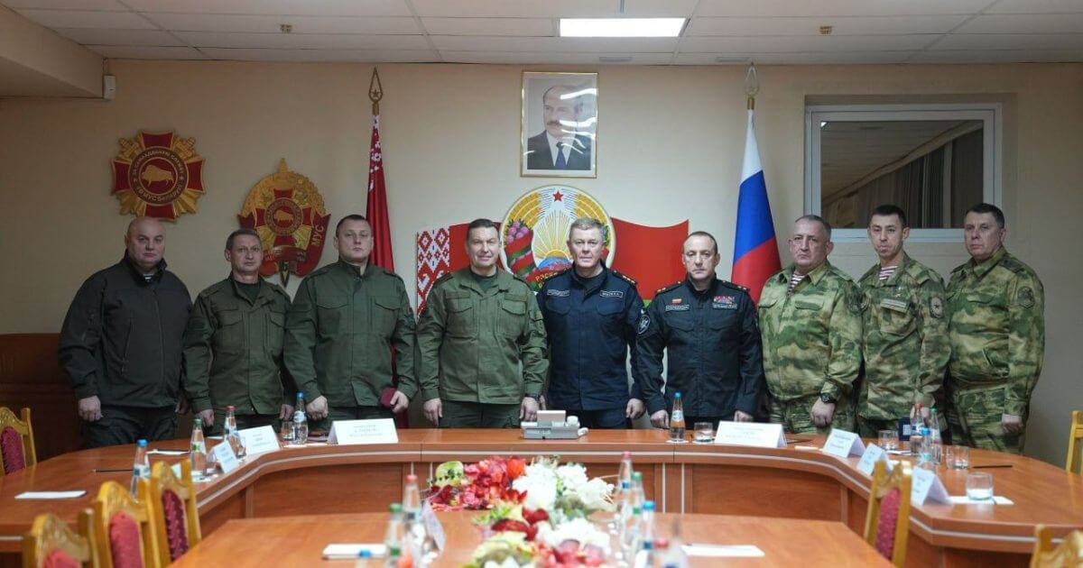 Расгвардыя пераймае досвед унутраных войскаў РБ