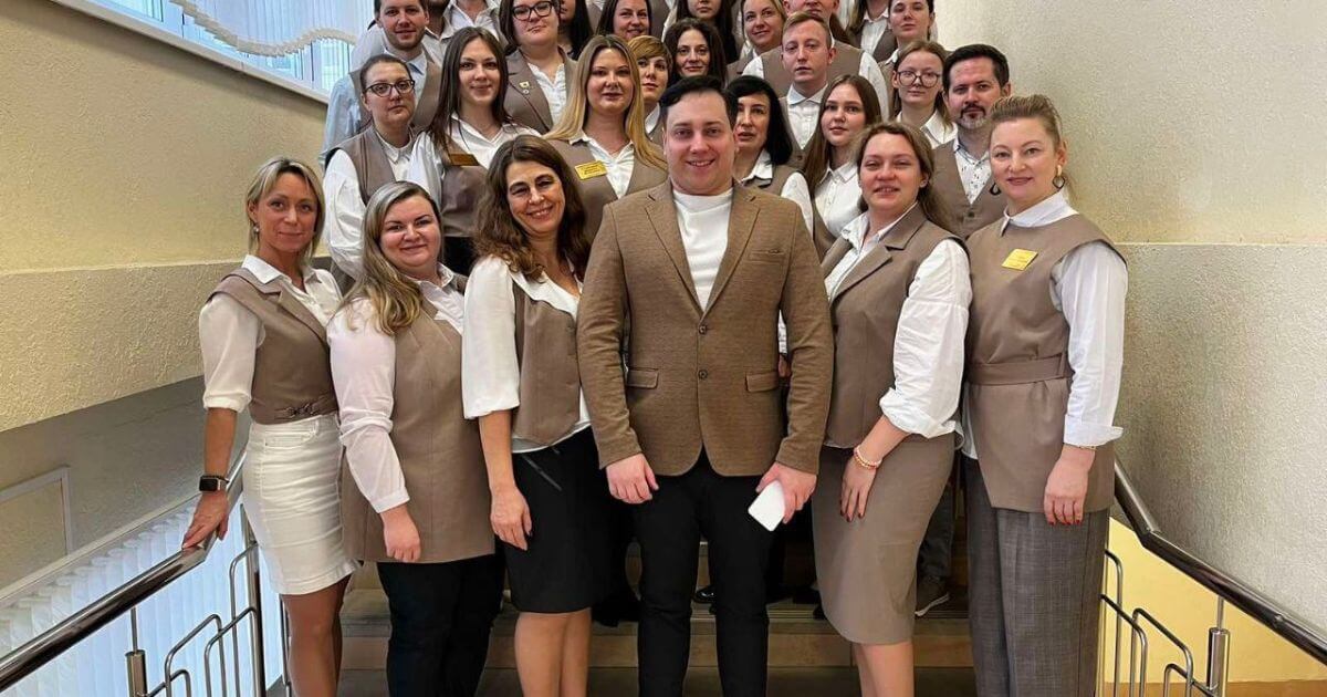 У школах Мінскай вобласці плануюць уводзіць школьную форму для настаўнікаў