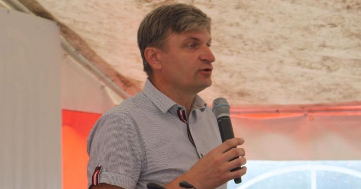 У Беларусі затрымалі пастара за тое, што ён памаліўся за Украіну