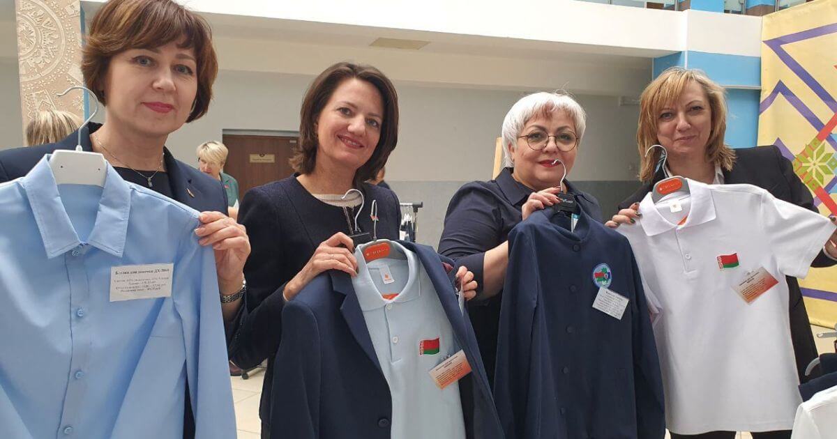 Сёлета ў школах Мінска ўвядуць адзіную школьную форму. Вось як яна будзе выглядаць