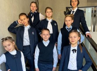 40 тысяч школьнікаў у Мінску будуць апранутыя ў адзіную школьную форму