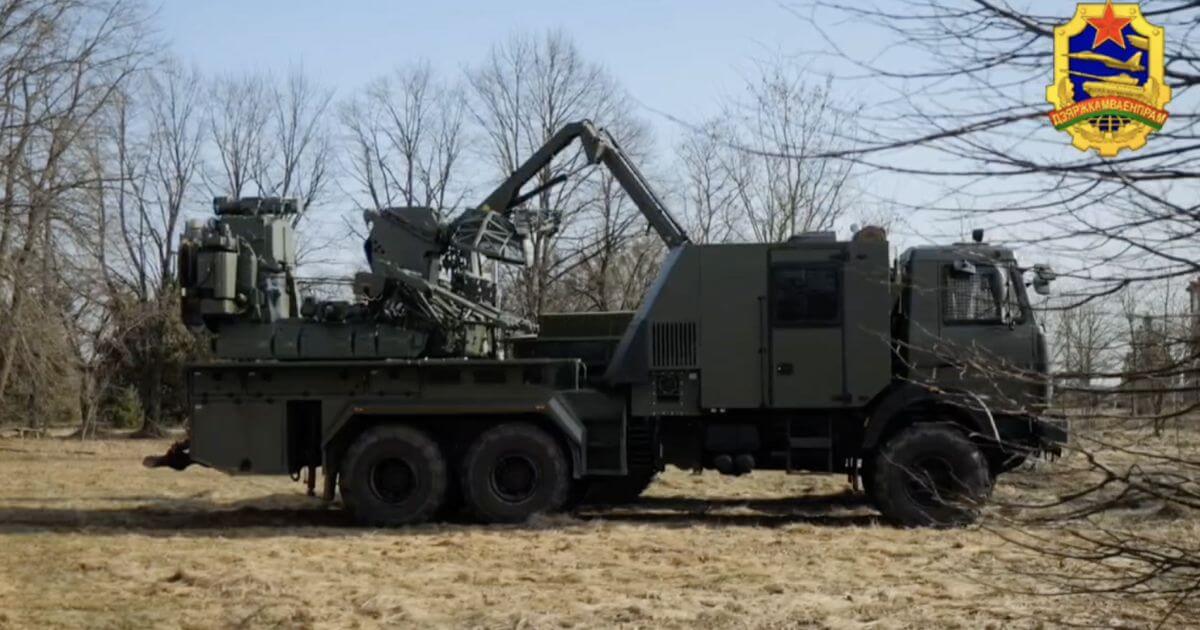 Завершились полевые испытания модернизированной боевой машины ЗРК «Оса»