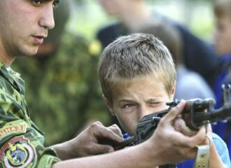 В Беларуси не 135 военно-патриотических клубов для детей, а уже больше 900