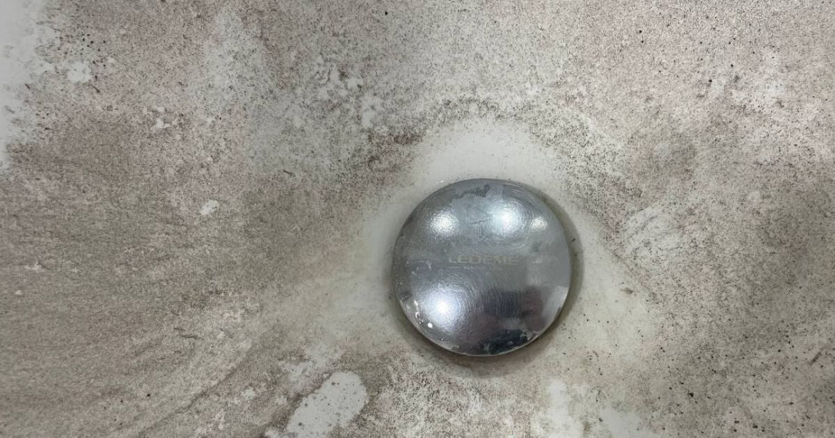 У Новай Баравой ужо тыдзень праблемы з вадой, але паведамілі пра гэта толькі зараз