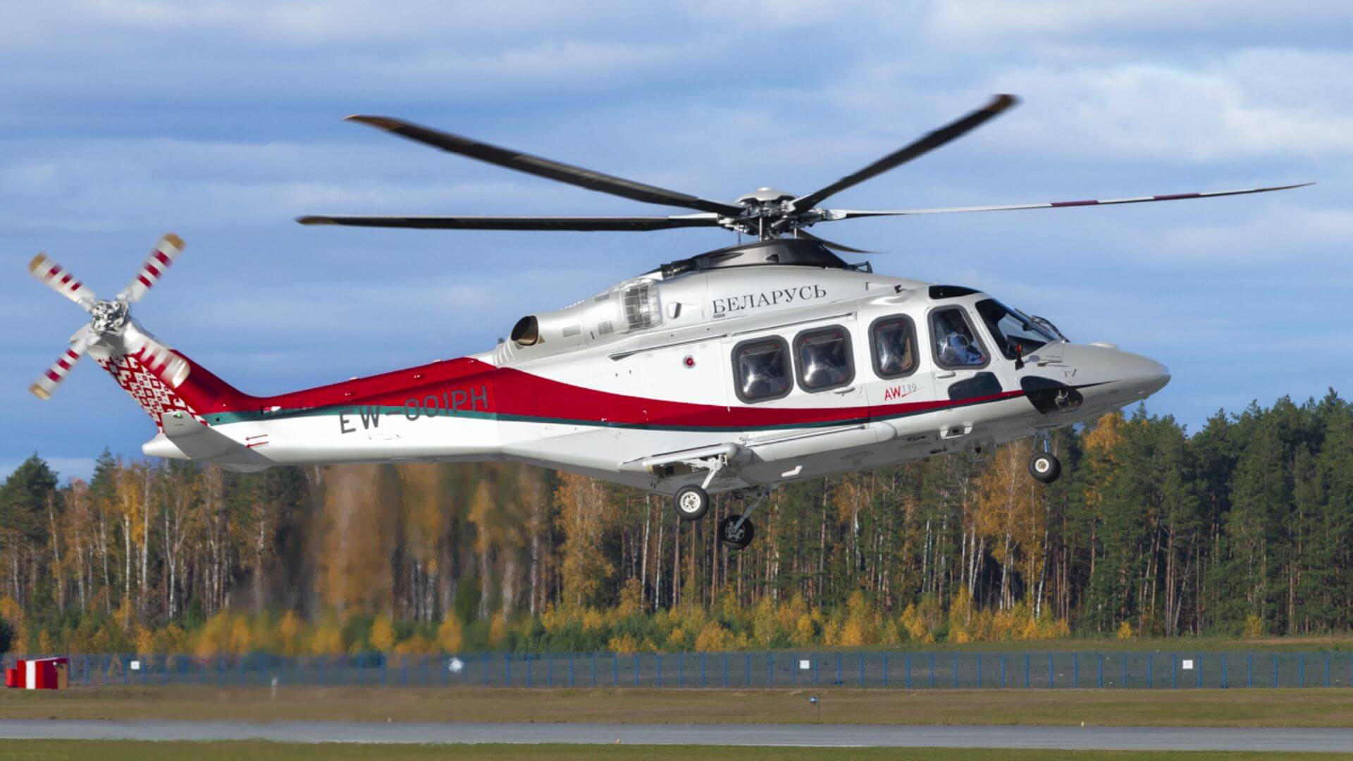 Вертолет Лукашенко за €12 млн четвертый год летает без пассажира