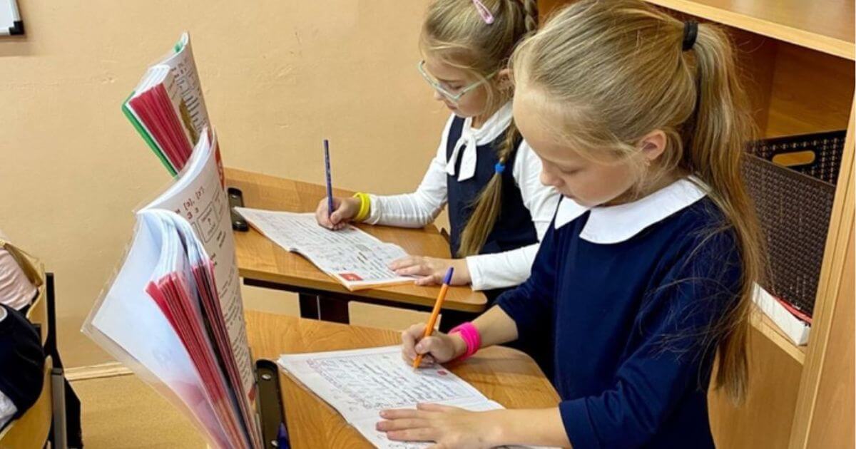 В 14 школах Беларуси введут раздельное обучение мальчиков и девочек