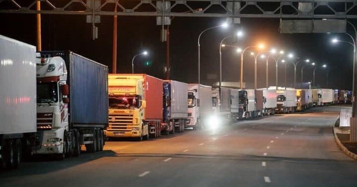 Уначы Польшча спыніла пропуск фур з Беларусі ў Польшчу