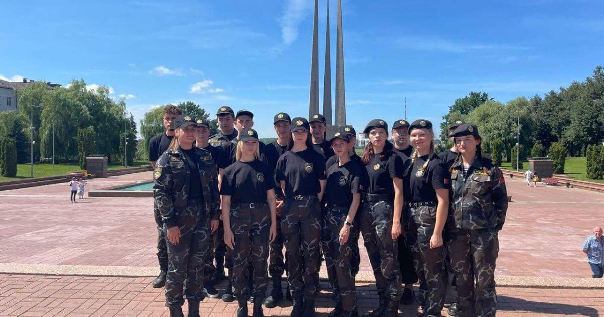 Беларускіх школьнікаў зноў адправяць у РФ для ўдзелу ў мерапрыемстве з прадстаўнікамі з акупаваных частак Украіны і Грузіі