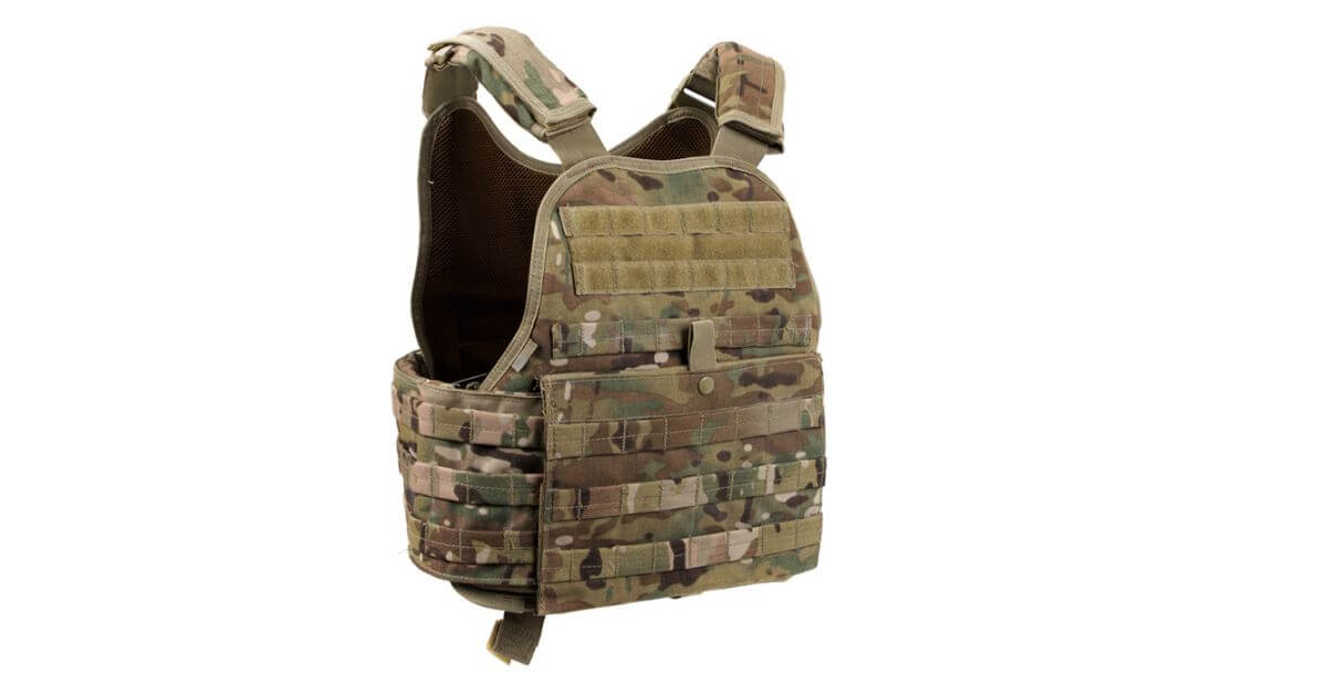 МНС закупіць тактыка-штурмавыя бронекамізэлькі для ваенных дзеянняў з абаронай ад траплення з АК і вінтоўкі