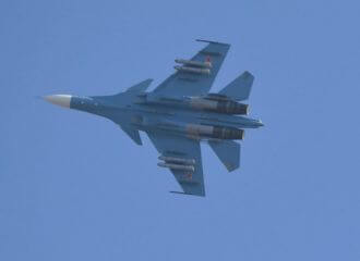 Авиабаза в Барановичах увеличила интенсивность полетов, но истребители никуда не перебрасывала