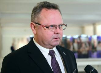 Варшава получает сигналы из Минска о желании вести диалог – замглавы МИД Польши