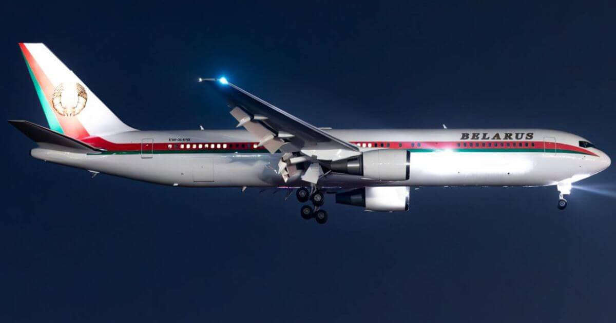 Борт Лукашэнкі вярнуўся ў Мінск з-за тэхпраблем: пасажыр упершыню за мяжой без свайго самалёта