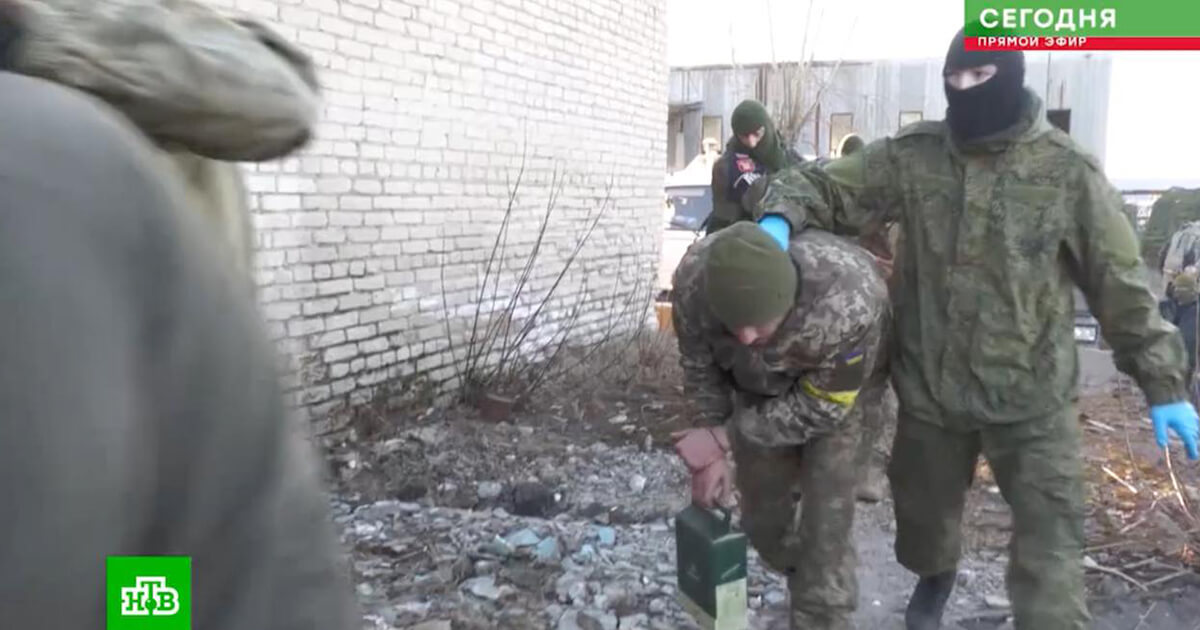 В 2022 г. ВС РФ вывозили пленных украинцев в фильтрационный лагерь в Наровле, там людей пытали, туда же приезжали пропагандисты с НТВ, — расследователи