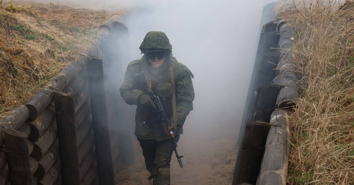 Беларусские военные и чиновники изучали российский опыт сооружения укрепрайонов в Брянске